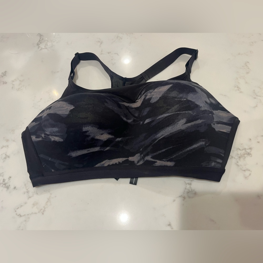 Victoria secret sports bra